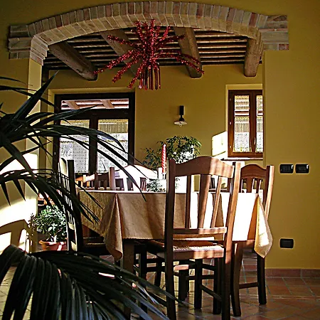 La Cicala مزرعة للإقامة *