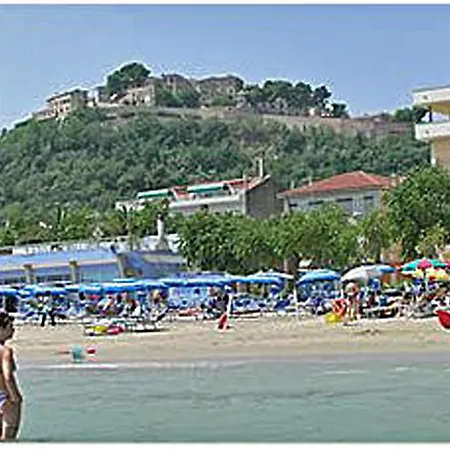 La Cicala * Carassai